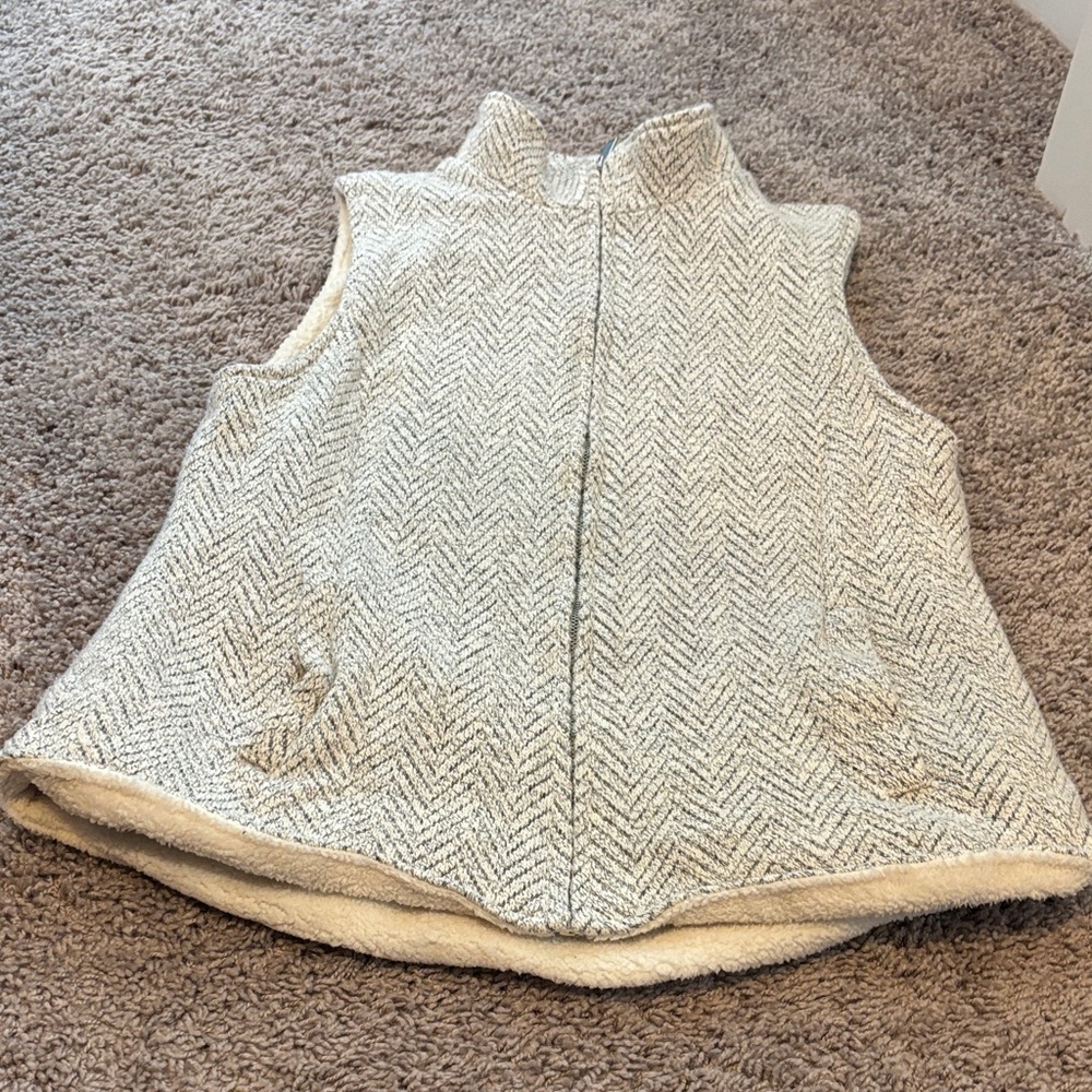 Altar'd State Cream Fleece Vest